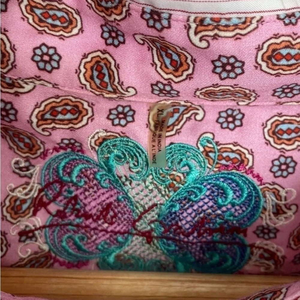 Robert Graham Woman’s  Pink Striped Floral Embroidered Button Down Shirt - Picture 5 of 8